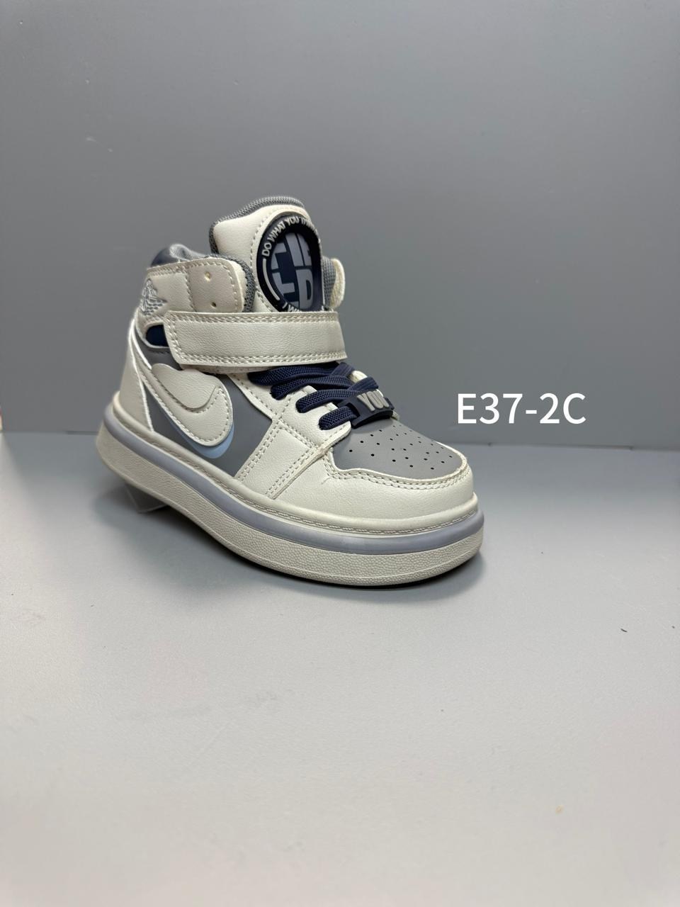 ботинки детские,детская ,,детские кроссовки,кроссовки для мальчика