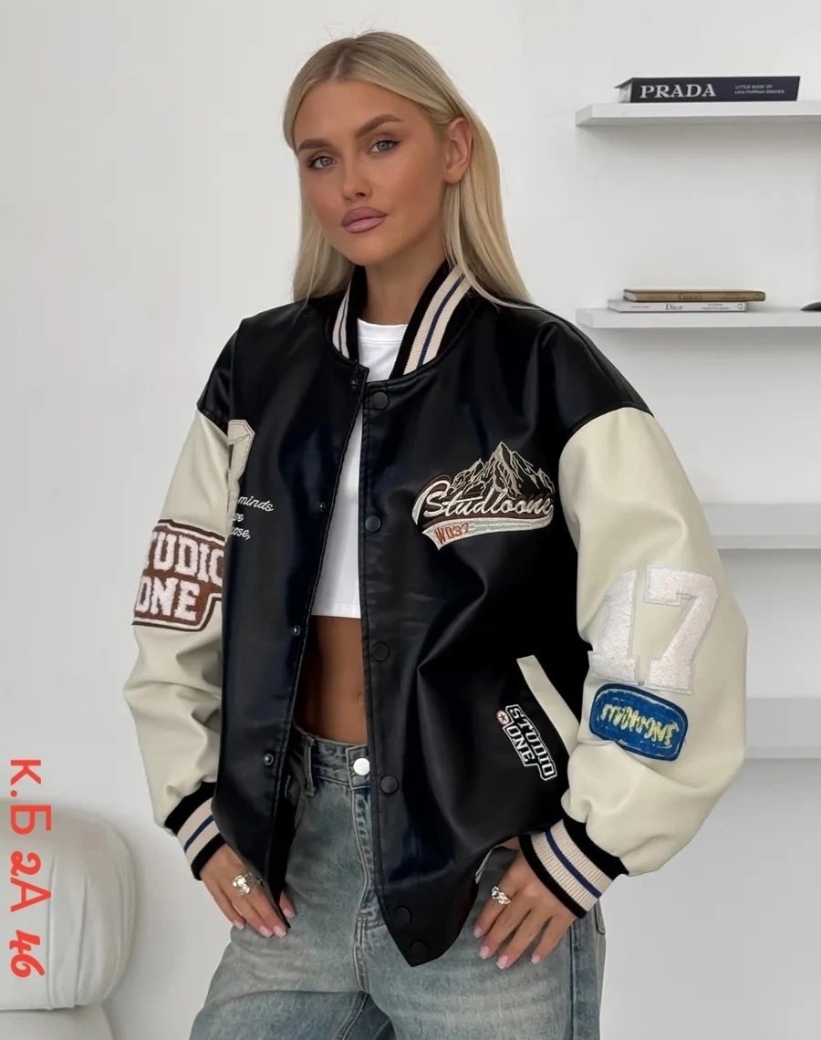 бомбер оверсайз куртка из экокожи c&h style,бомбер кожаный с нашивками,бомбер оверсайз куртка,бомбер кожаный,куртка бомбер y2k оверсайз из экокожи pa&bn fashion