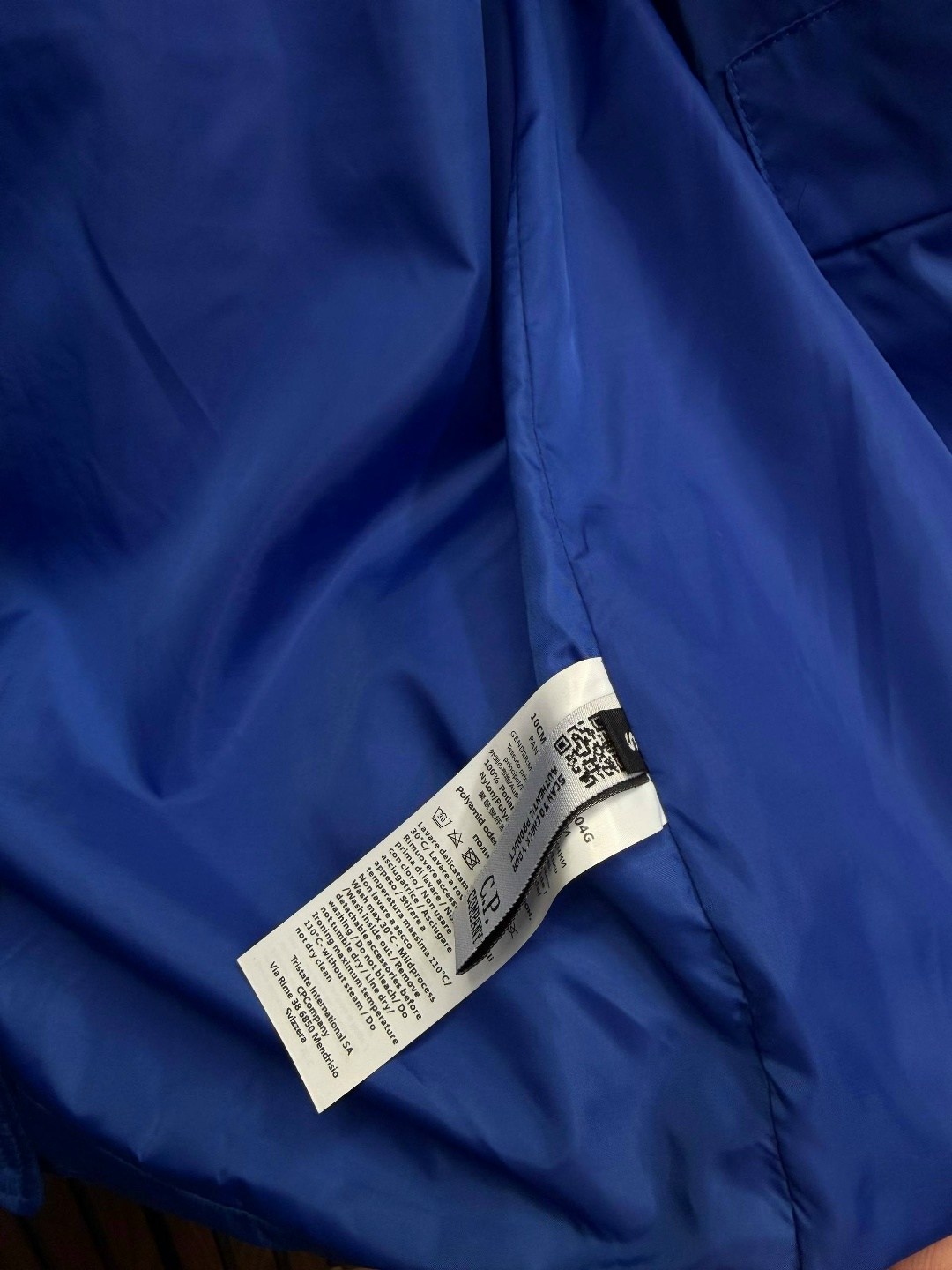 куртка демисезонная,пуховик stone island garment dyed,зимняя куртка,stone island junior пуховик с капюшоном и нашивкой compass синий,мужская зимняя куртка