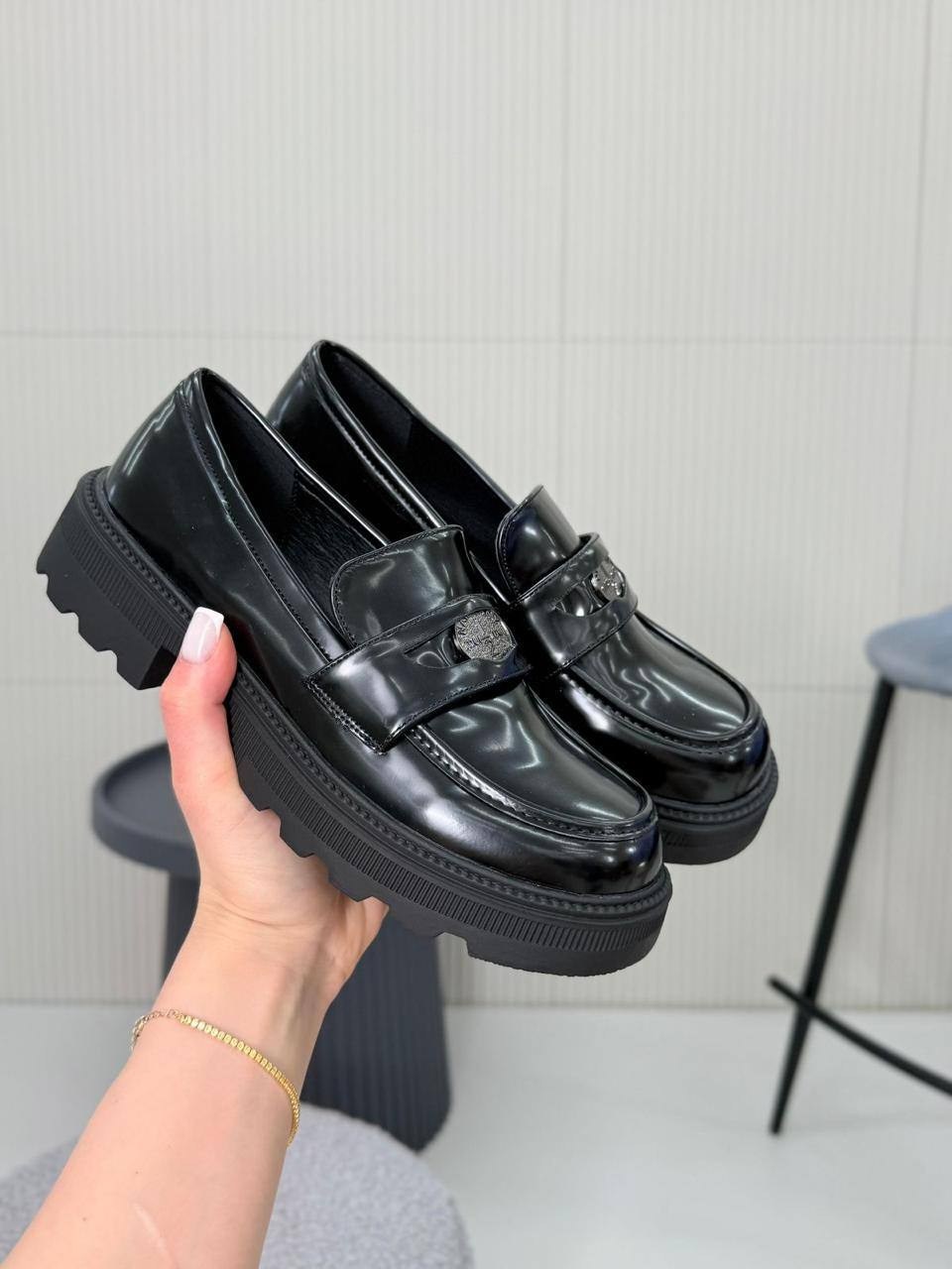 лоферы бежевые,лоферы женские,,модные лоферы, женская