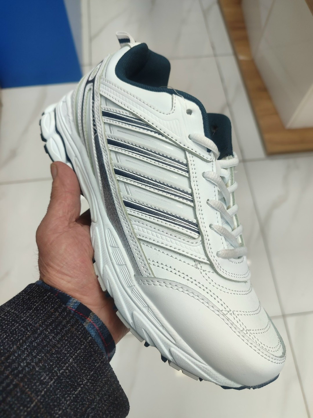 кроссовки bona,мужские кроссовки bona,кроссовки,кроссовки бона,фирменные кроссовки