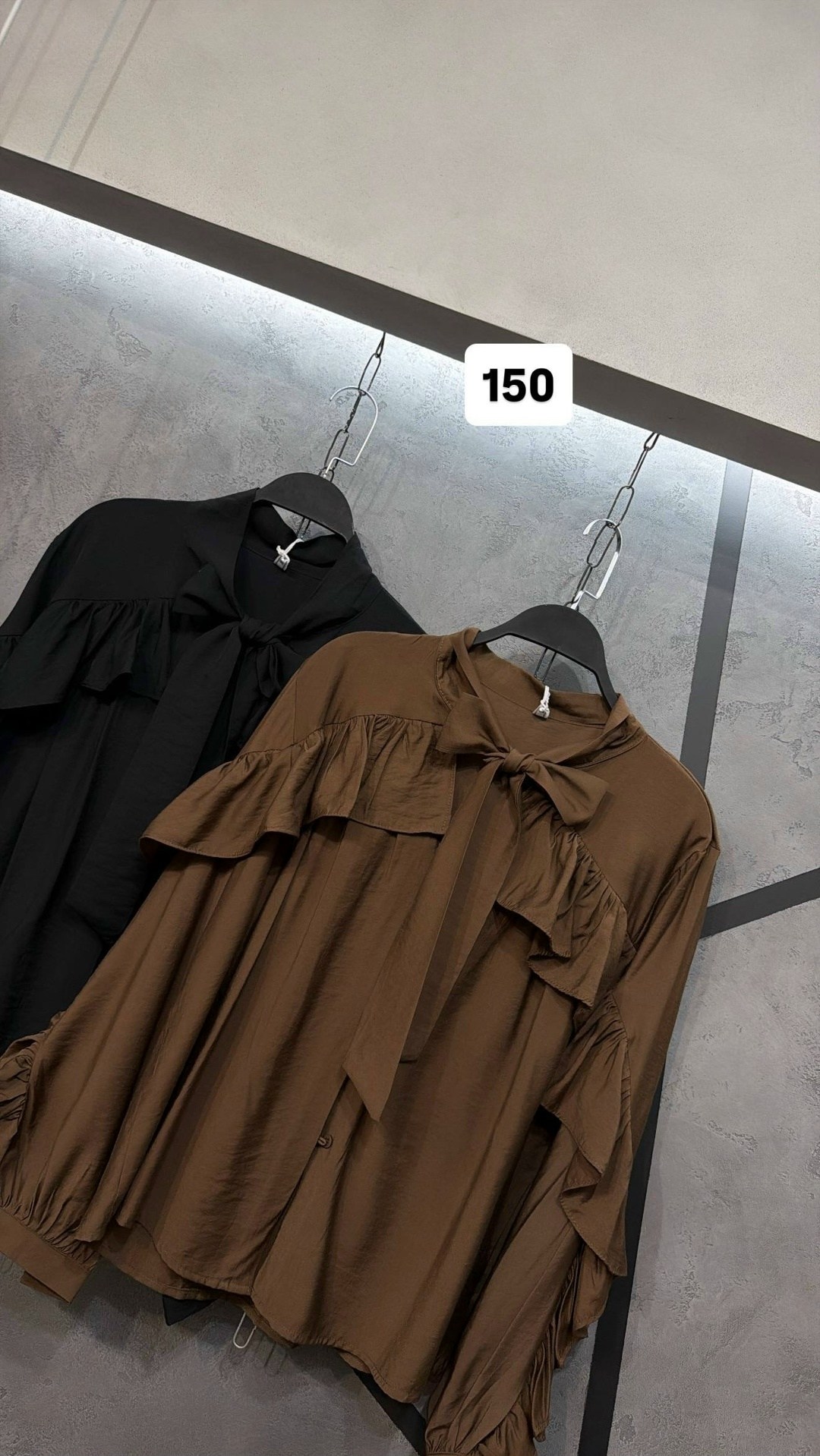 блузка с оборками,блузка с рюшами,женская блузка с рюшами белая однотонная с длинным рукавом и бантом,блузка с бантом,блузы женские