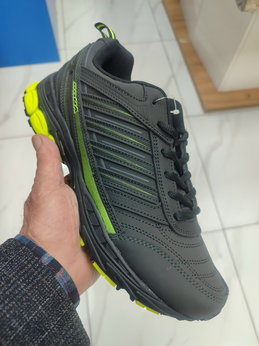 кроссовки bona,мужские кроссовки bona,кроссовки,кроссовки бона,фирменные кроссовки