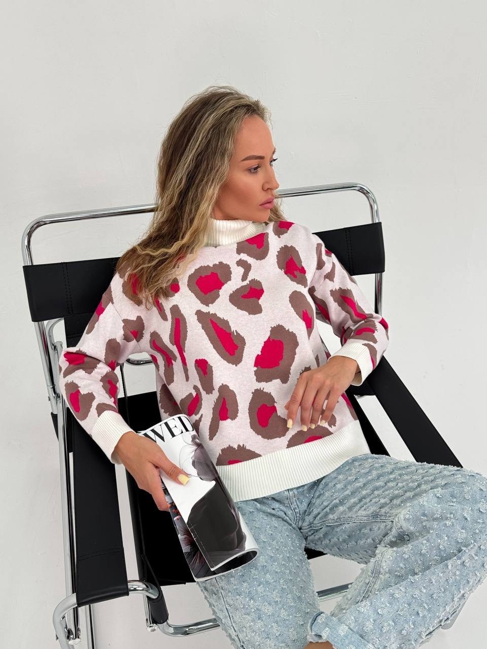 зимний женский свитер с леопардовым принтом,женский вязаный свитер с леопардовым принтом,свитер оверсайз женский леопард,свитер с леопардовым принтом,зимний женский свитер normov с леопардовым принтом