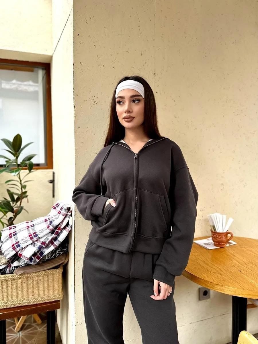 костюм спортивный со штанами джоггеры и зип худи micca цвет черный,спортивные костюмы на флисе,костюм спортивный женский,костюм спортивный со штанами джоггеры и зип худи micca,костюм спортивный