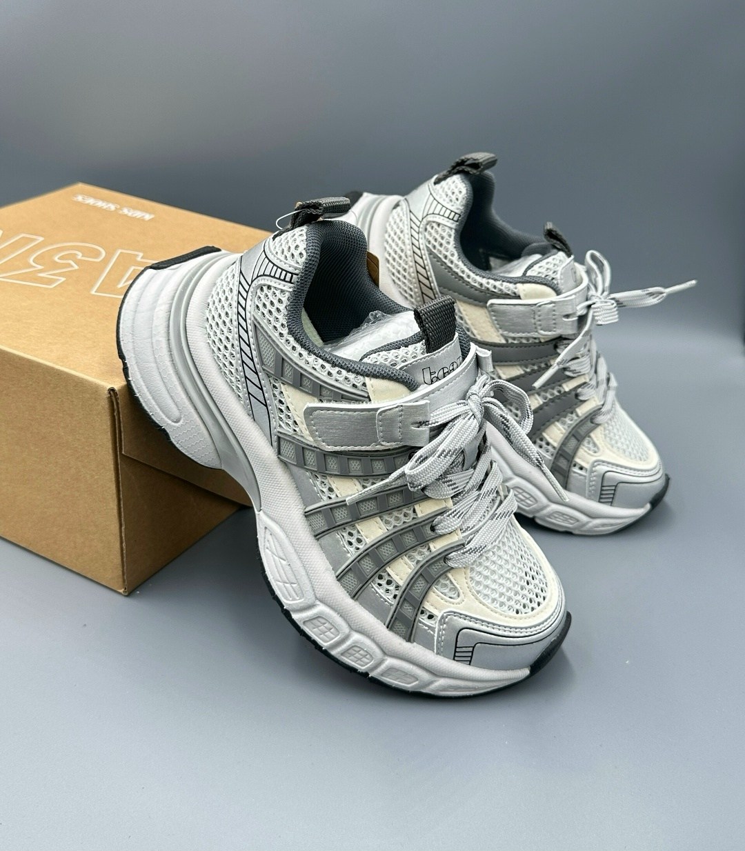 кроссовки,женские кроссовки,детские кроссовки,кроссовки массивные,кроссовки брендовые