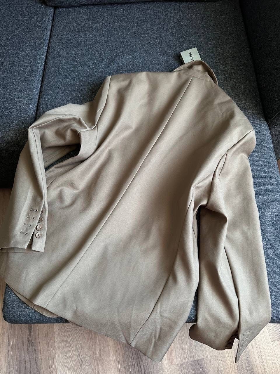 пиджак,бежевый пиджак,пиджак блейзер,пиджаки мужские,костюм пиджак