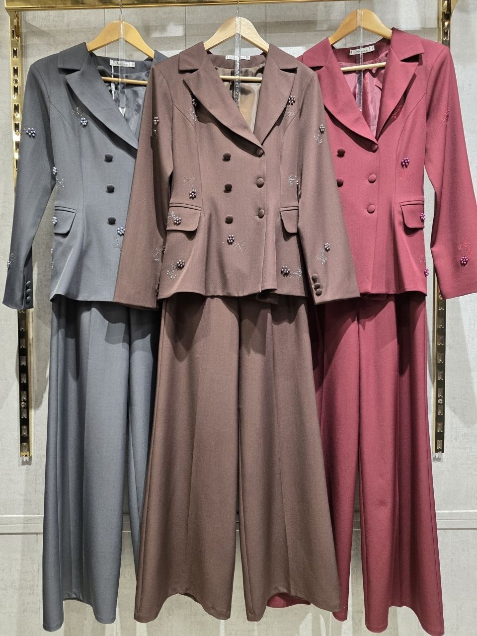 брючные костюмы,элегантный брючный костюм,костюм для женщин,модные брючные костюмы,женский костюм