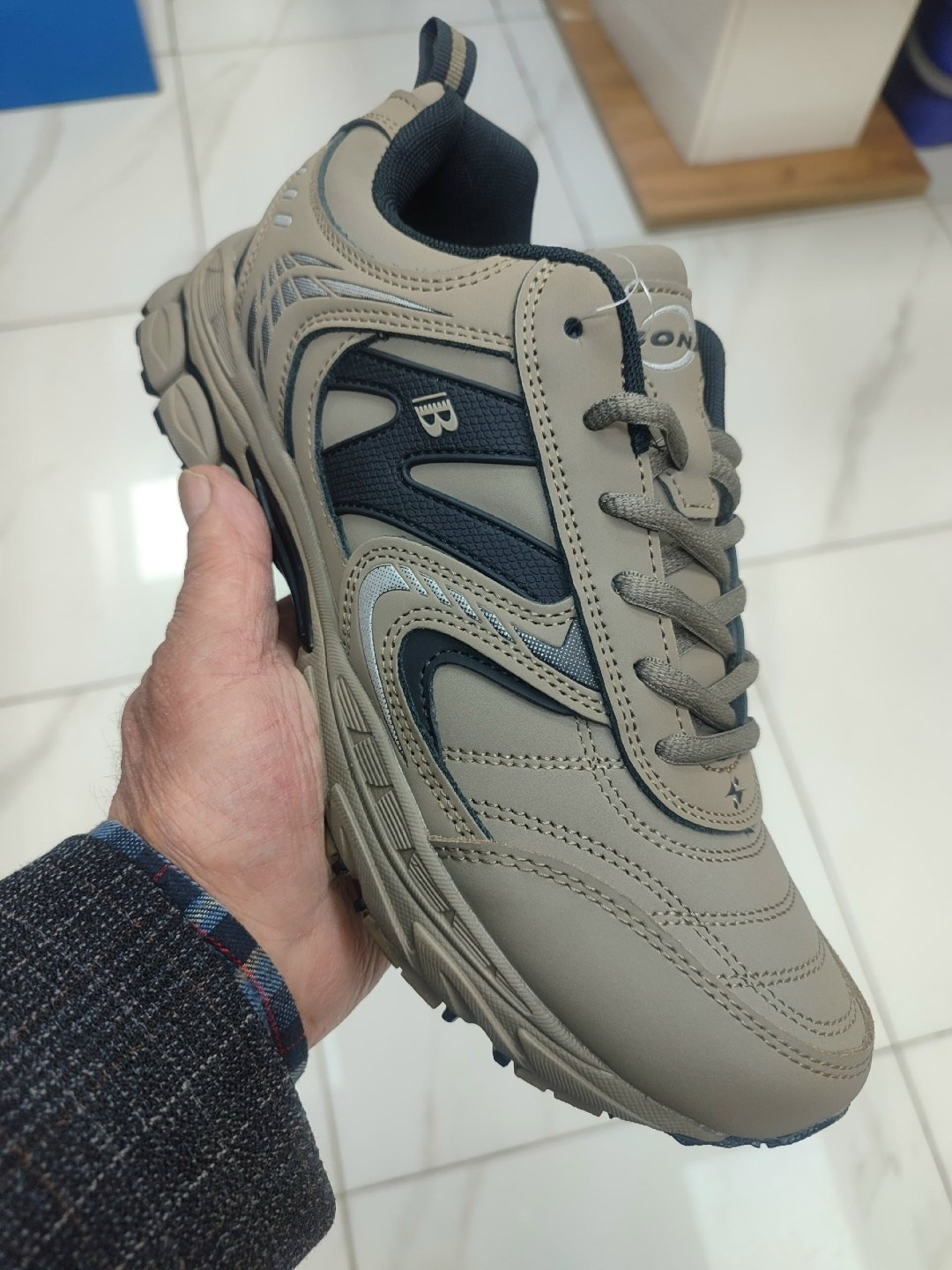 кроссовки bona,мужские кроссовки bona,кроссовки,кроссовки бона,фирменные кроссовки