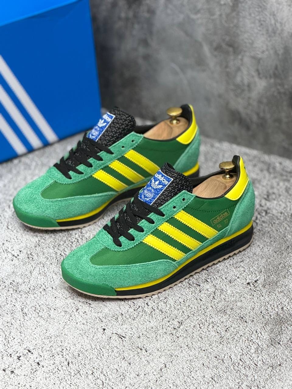 кроссовки adidas,кроссовки adidas originals sl72 retro sport в зеленом и желтом цвете,adidas originals кроссовки,повседневные кроссовки adidas originals sl72 retro sport в зеленом и желтом,зеленые кро