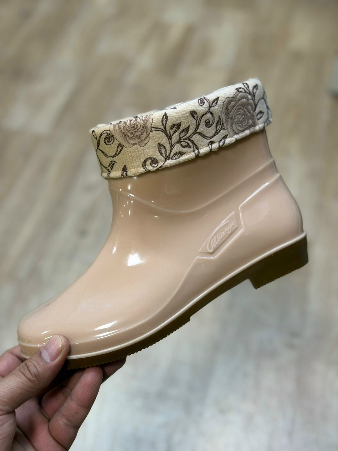 резиновые сапоги,женские резиновые сапоги,,резиновые сапожки,резиновые сапоги модные