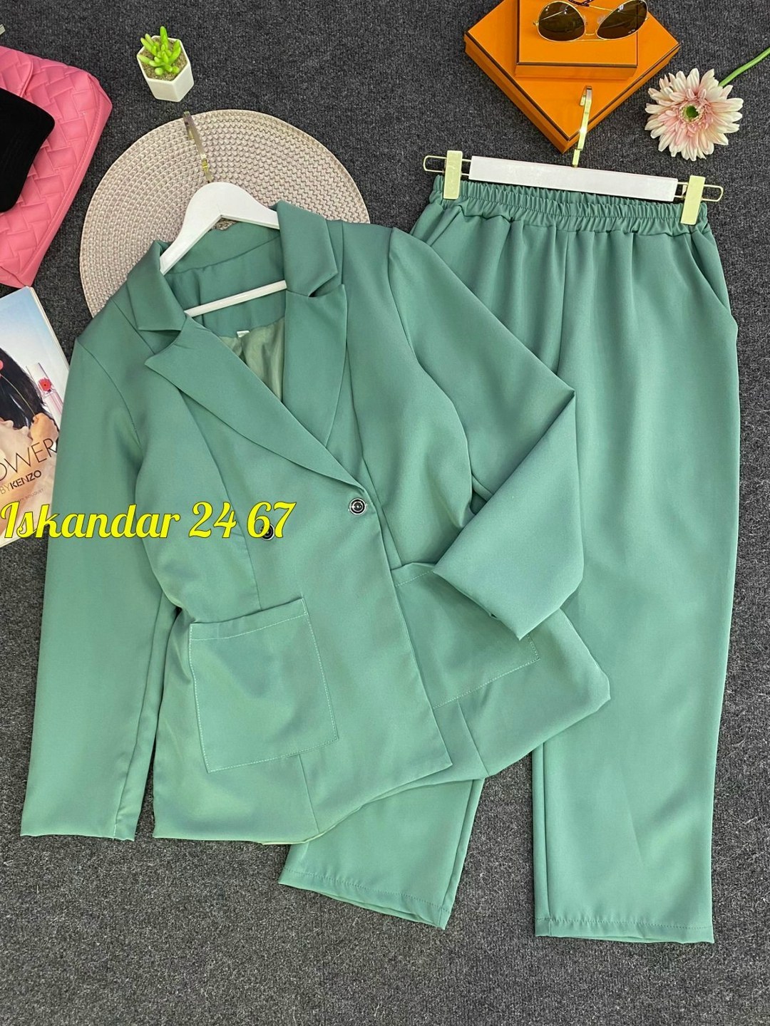 брючный костюм,брючный костюм женский,брючный костюм женский деловой,костюм женский,женский брючный костюм двойка