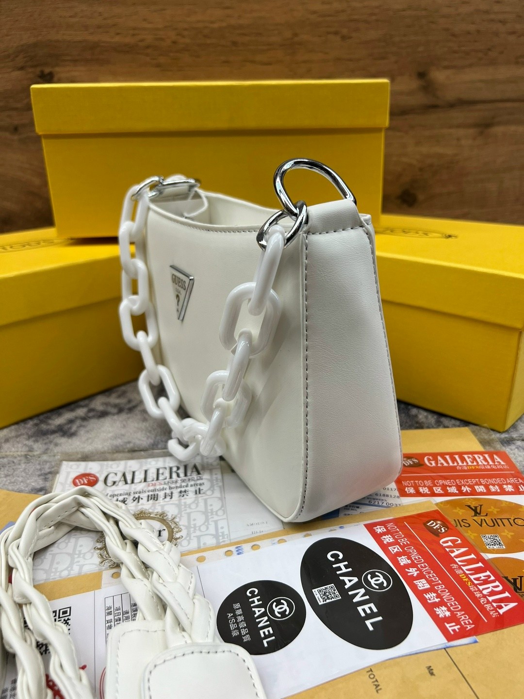 cумка женская guess,сумка,женская сумка прада милано,сумка женская прада,прада сумка