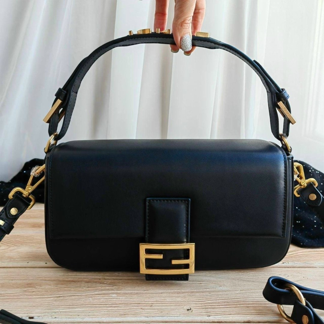 fendi черная кожаная сумка через плечо,сумка fendi baguette mini,fendi черная кожаная сумка через плечо baguette для женщин,fendi baguette black leather bag,fendi baguette black nappa leather bag