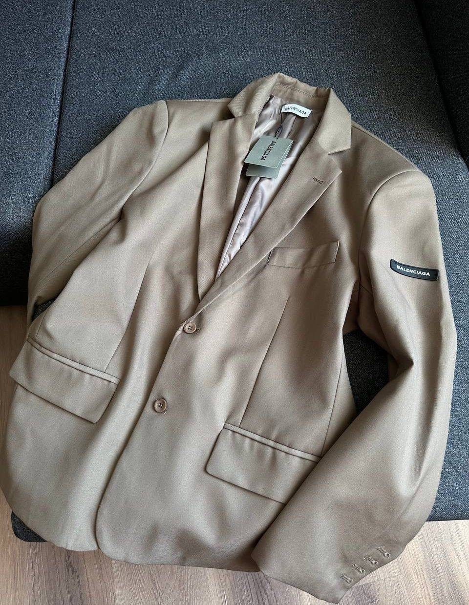 пиджак,бежевый пиджак,пиджак блейзер,пиджаки мужские,костюм пиджак