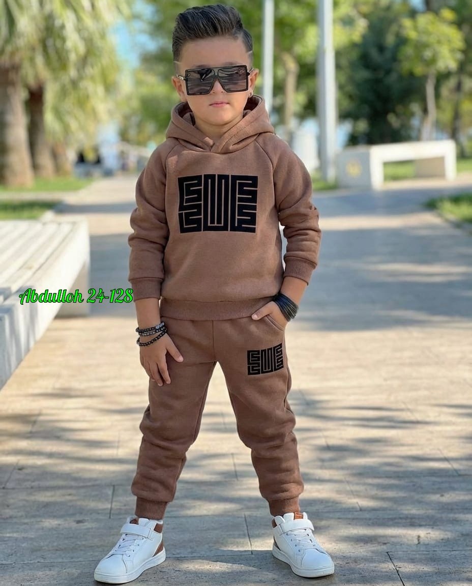 спортивный костюм на мальчика,одежда для мальчиков,спортивные костюм,костюм для мальчика,стильный детский костюм