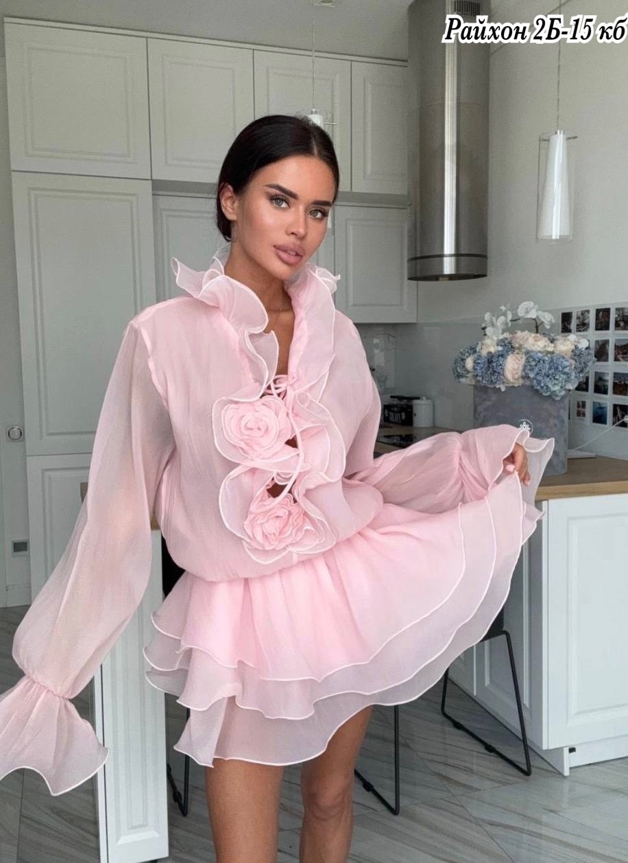 платье с рюшами,шифоновое платье с рюшами,платье с оборками,элегантная блузка,платье модное