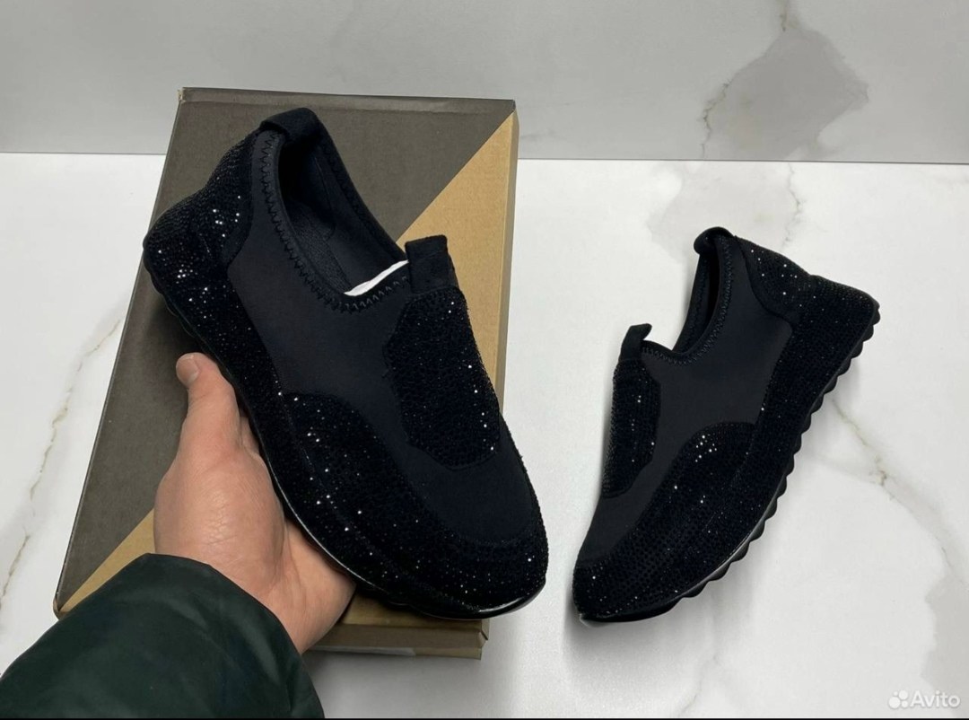 ,кроссовки со стразами женские,кроссовки со стразами,женские кроссовки, женская