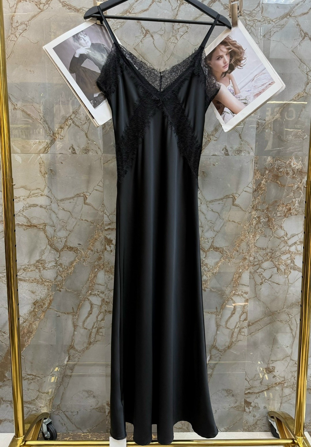 платье с кружевами,платье-комбинация,атласное платье,бельевой стиль кружево,ночная сорочка