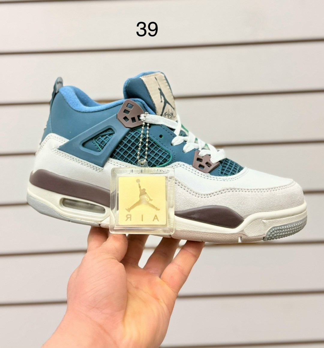 кроссовки nike air jordan 4 retro,nike air jordan 4 retro kaws,кроссовки nike air jordan 4,кроссовки мужские nike air jordan 4,кроссовки