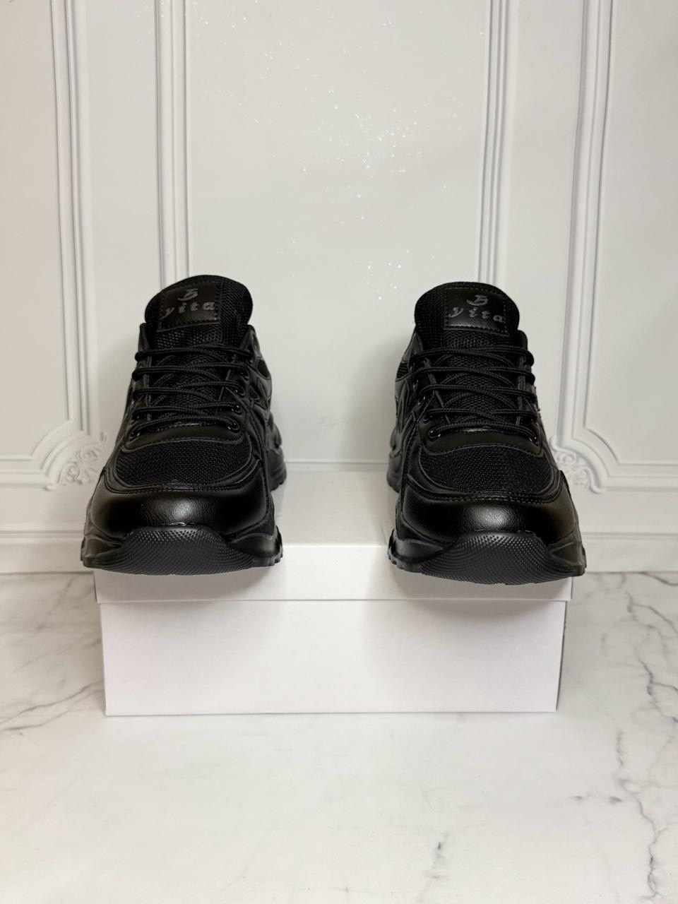 черные кроссовки,кроссовки,кроссовки женскиe,стильные кроссовки,массивные кроссовки