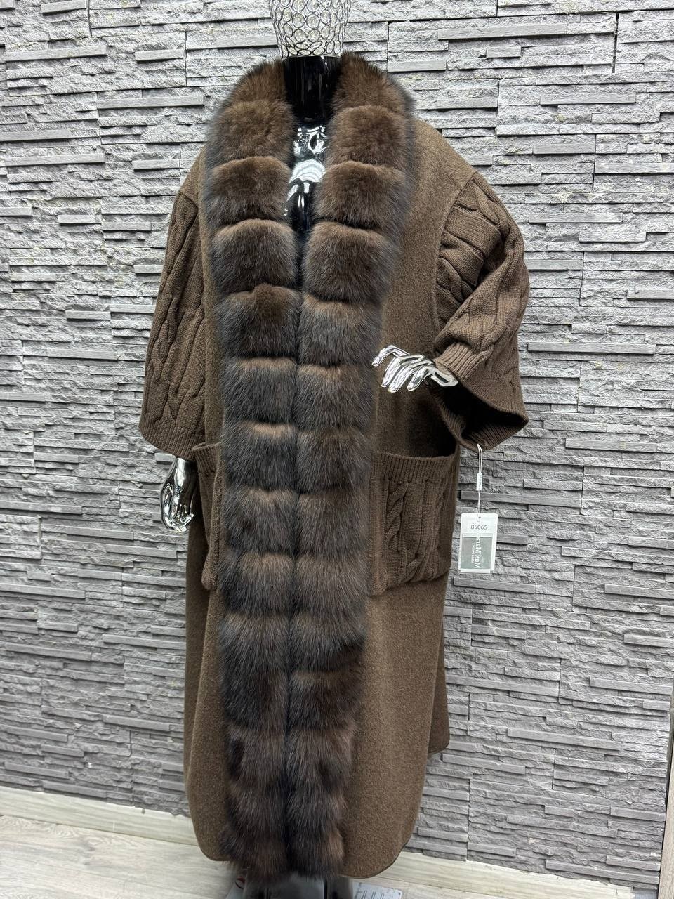 кардиган с мехом финского песца yana kraft brand,кардиган с мехом финского песца,кардиган с песцом,кардиган с мехом песца,кардиган с мехом