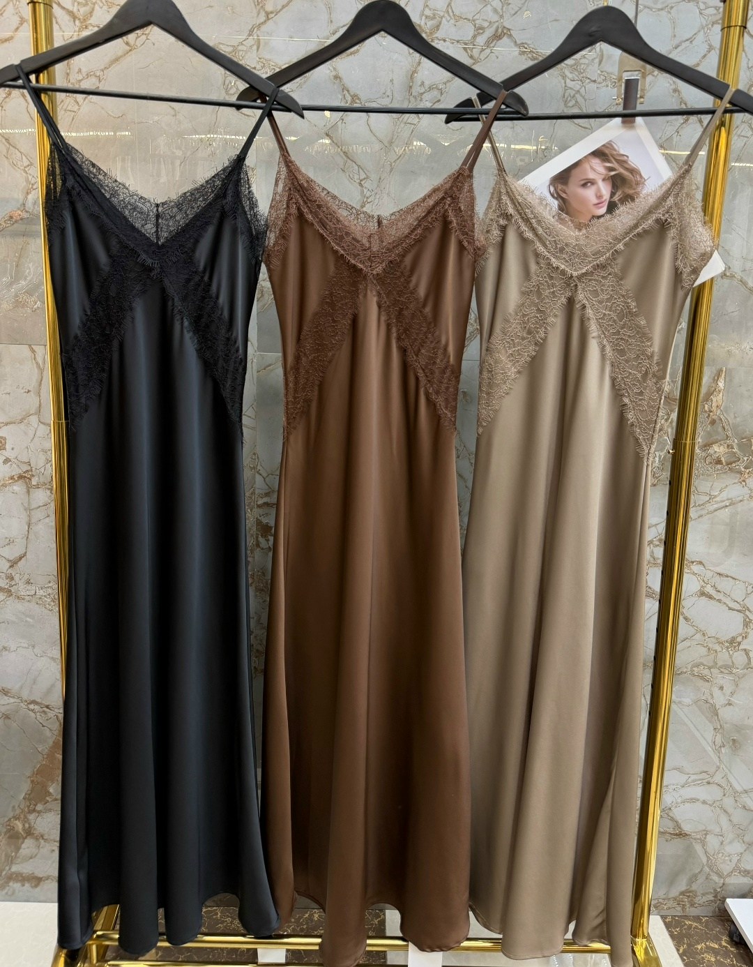 платье с кружевами,платье-комбинация,атласное платье,бельевой стиль кружево,ночная сорочка