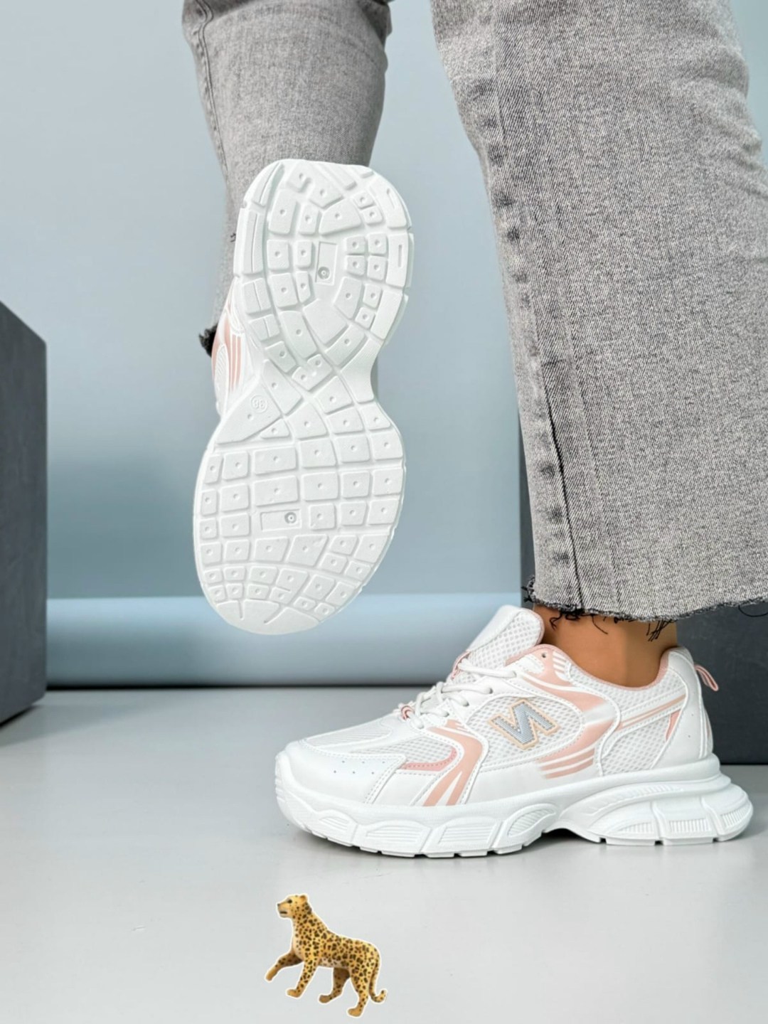 женские кроссовки,кроссовки,белые кроссовки,кроссовки для женщин,белые женские кроссовки