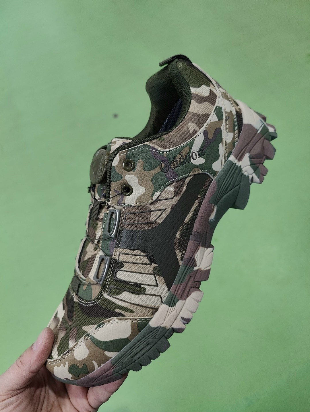 кроссовки тактические,камуфляжные кроссовки рибок,камуфляжные кроссовки,кроссовки треккинговые,кроссовки