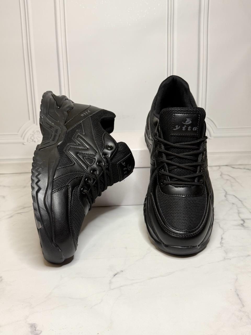 черные кроссовки,кроссовки,кроссовки женскиe,стильные кроссовки,массивные кроссовки