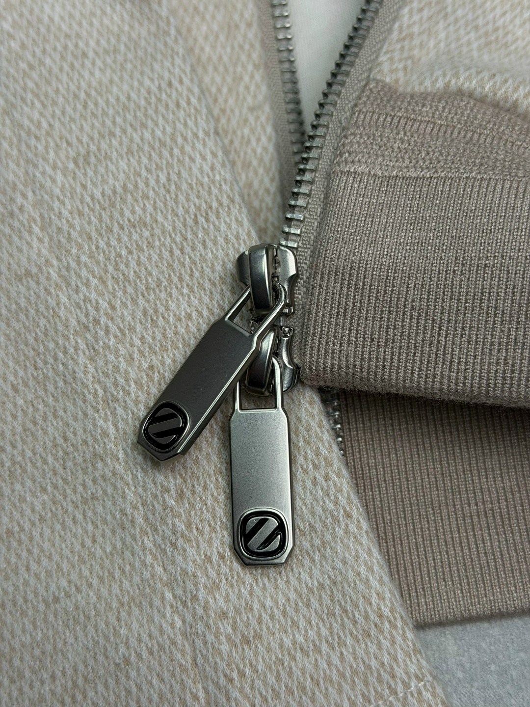 спортивный костюм brunello cucinelli,мужские толстовки,мужская толстовка с капюшоном,толстовка с капюшоном,костюм спортивный мужской