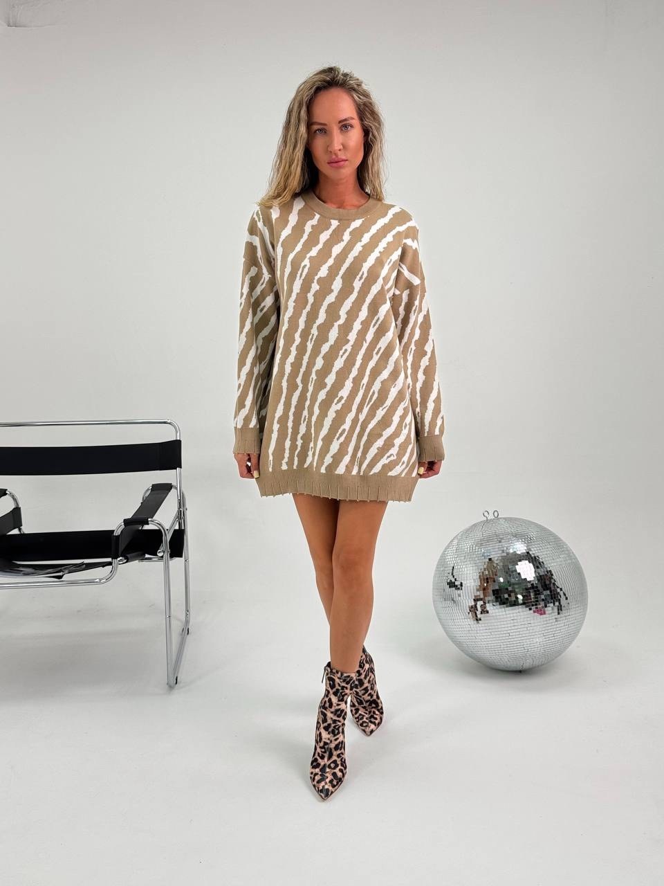 свитер оверсайз с принтом зебра fashion lux,кофта женская,свитер женский,свитер,кофта свитер женский