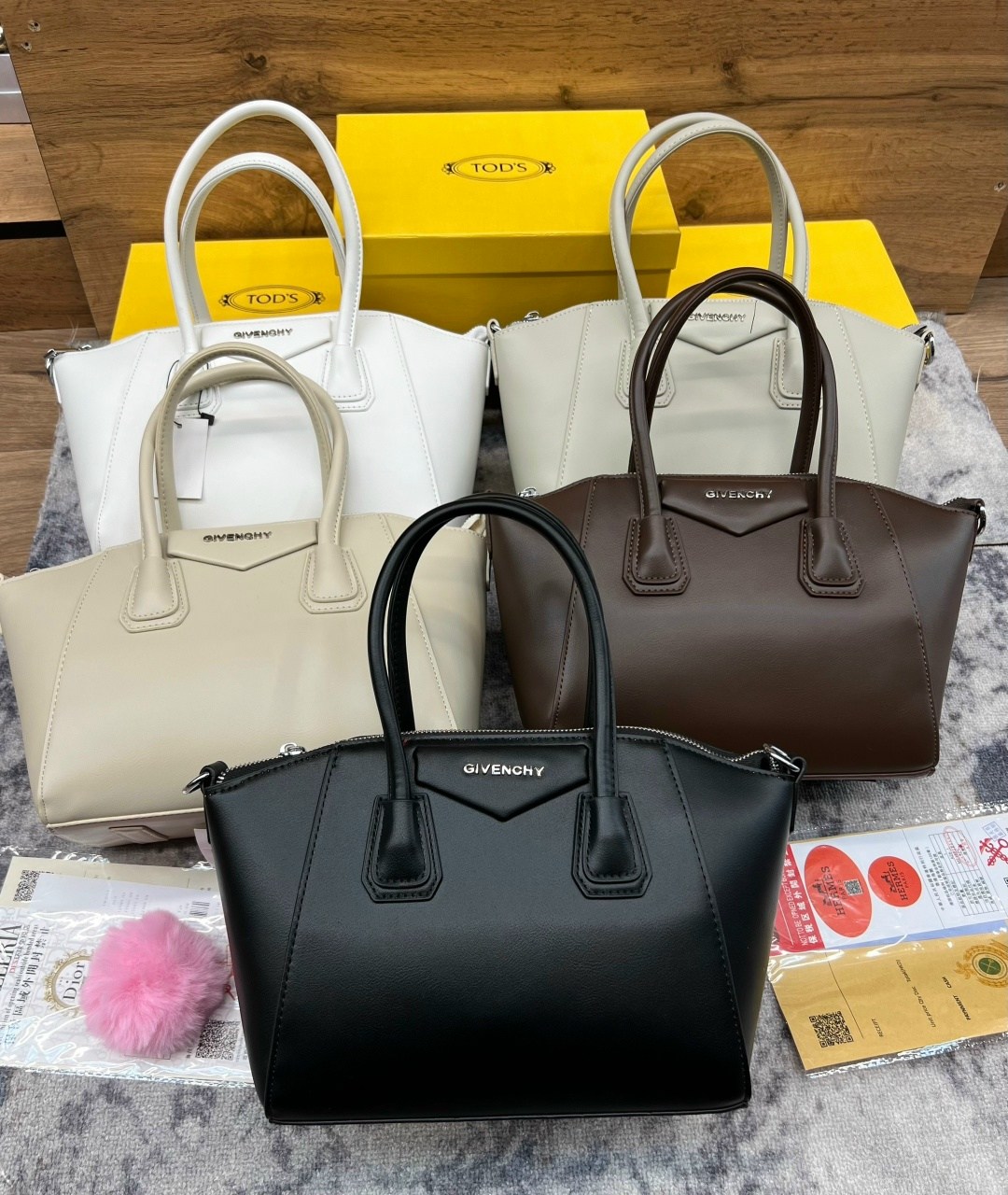 сумка givenchy,мини-сумка-тоут antigona из кожи givenchy черный,сумка живанши,сумка givenchy бордо,сумка женская givenchy