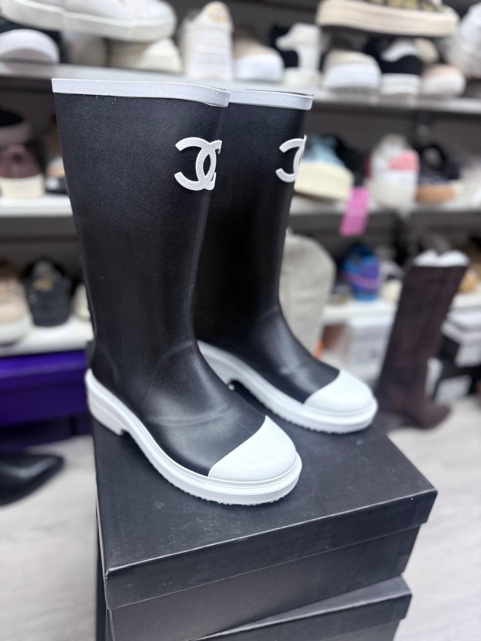 сапоги резиновые chanel,сапоги chanel,женские резиновые сапоги chanel черные,резиновые сапоги шанель,женские резиновые сапоги chanel