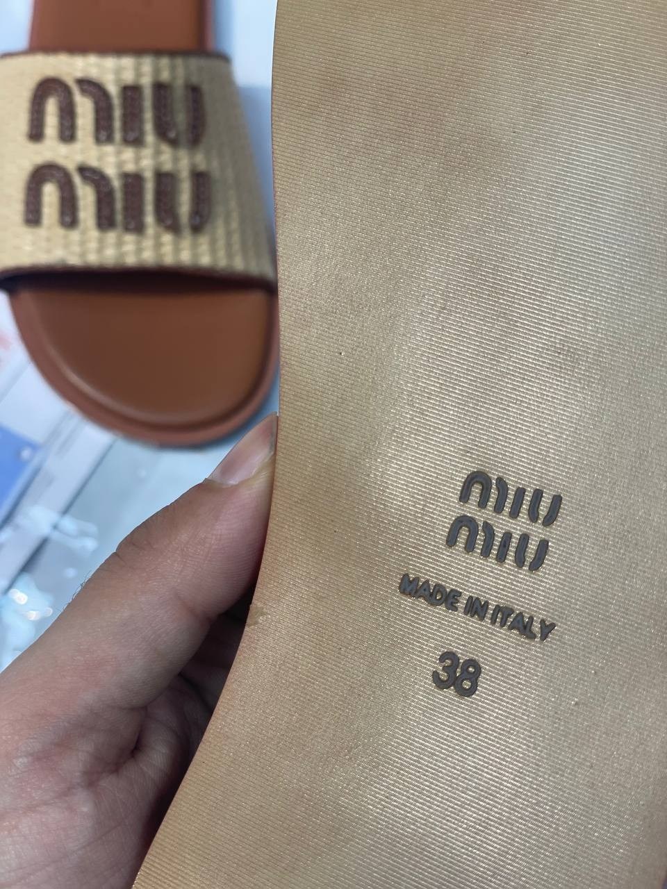 шлепанцы miu miu,шлепанцы женские,,женские шлепки,шлепанцы модные