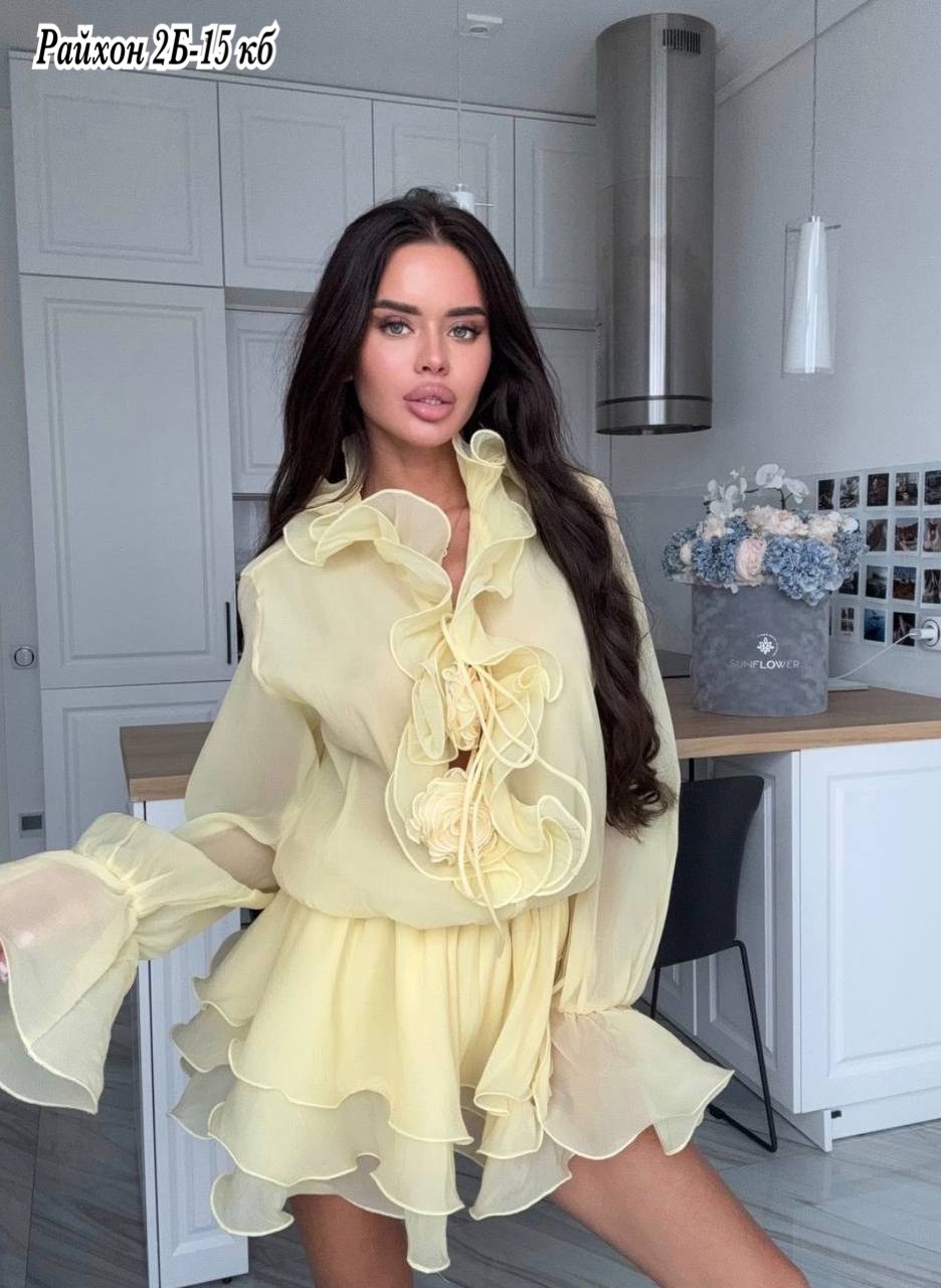 платье с рюшами,шифоновое платье с рюшами,платье с оборками,элегантная блузка,платье модное