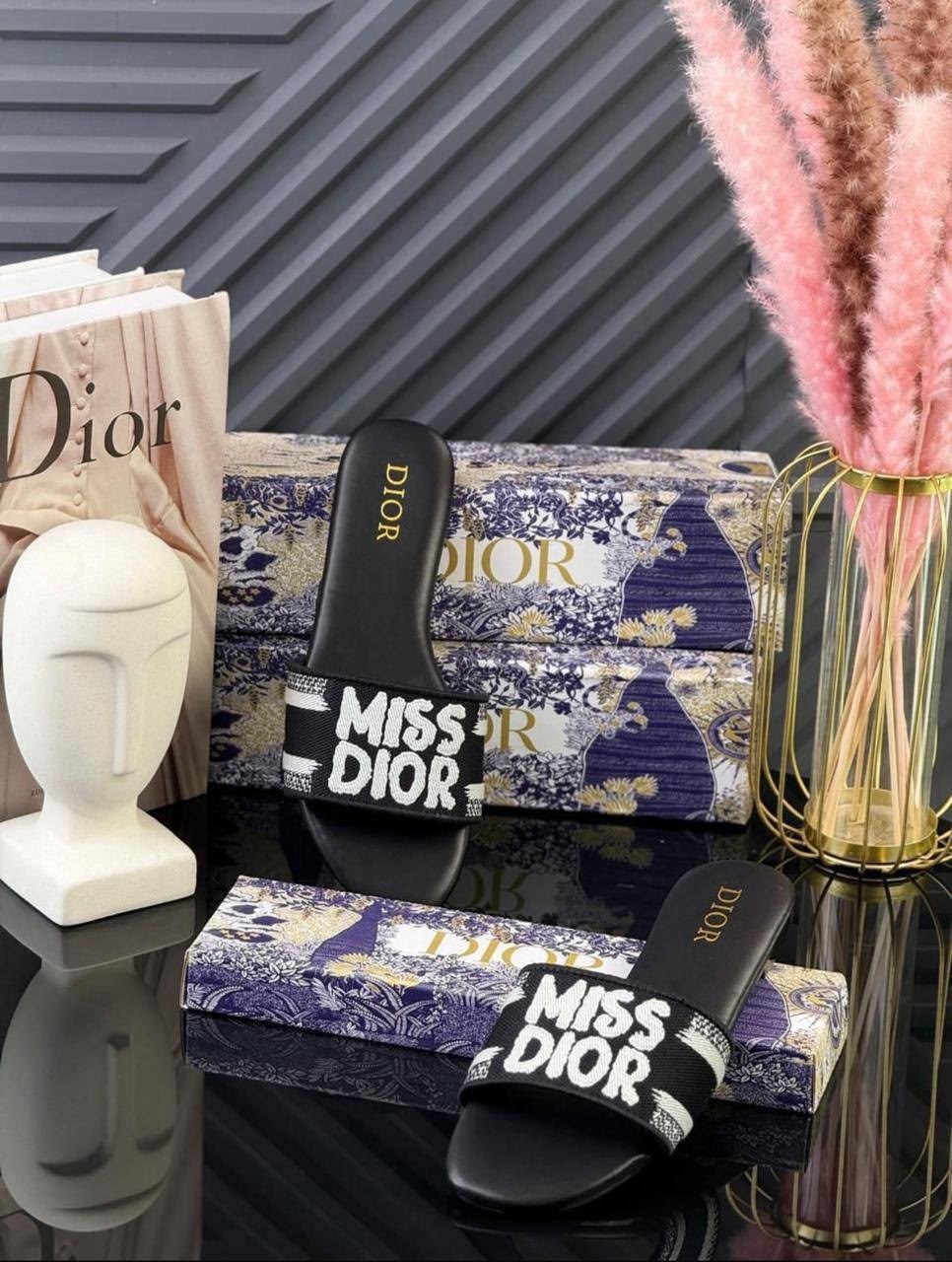 шлепанцы christian dior,шлепанцы кристиан диор,шлепанцы женские,шлепки брендовые,шлепанцы женские christian dior