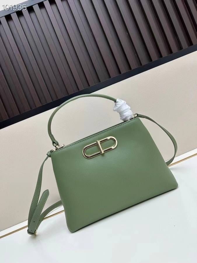 пальто женское шерстяное,шерстяное пальто,пальто шерстяное длинное,длинное пальто,женское пальто