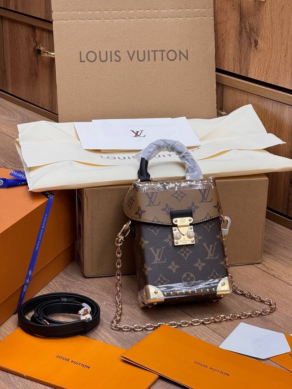 сумка louis vuitton,сумка женская louis vuitton,сумка для мобильного телефона в стиле louis vuitton,lv louis vuitton copy 1:1 2026 женская сумка-кошелек,сумка для мобильного телефона louis vuitton раз