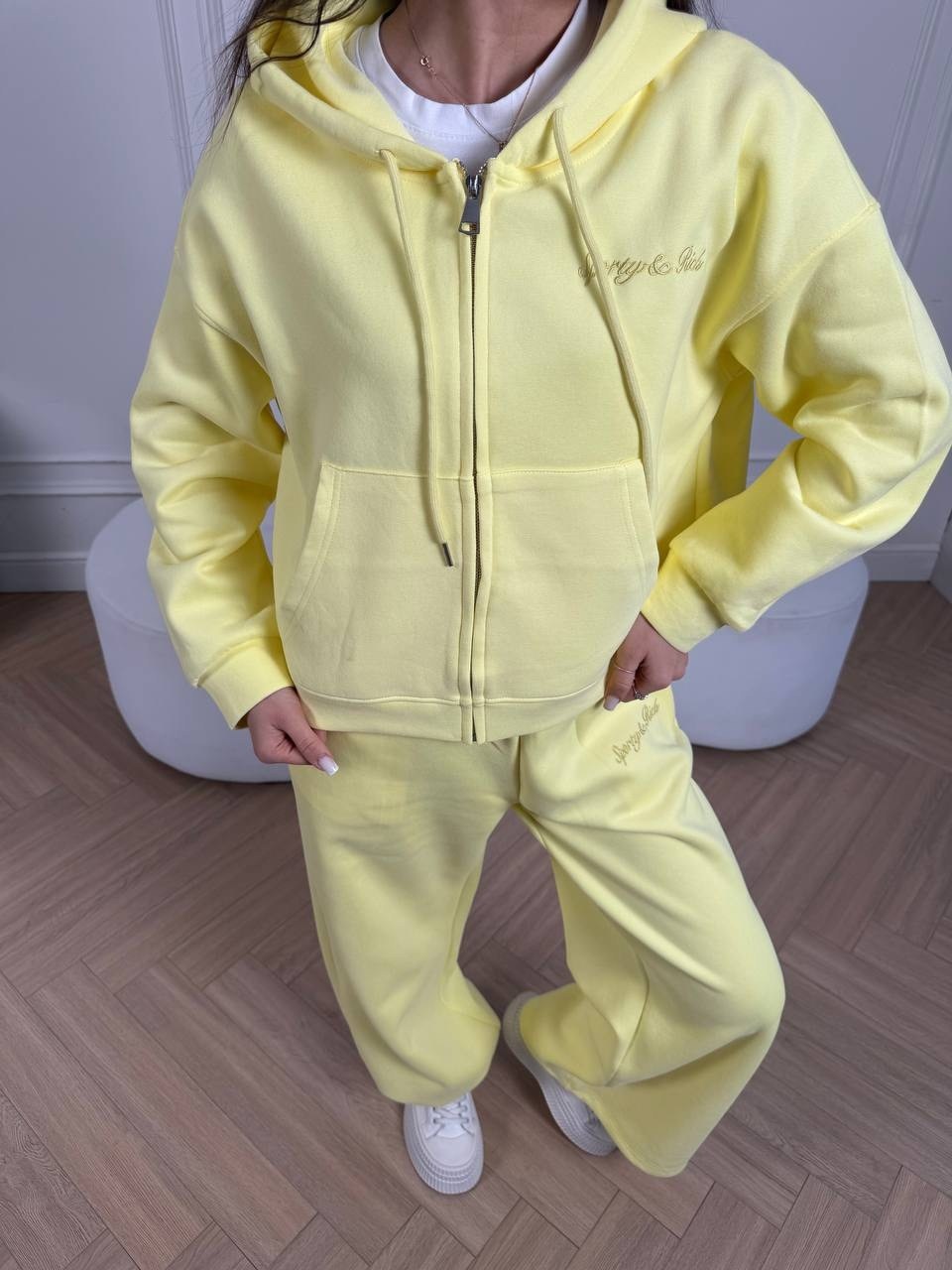 велюровый костюм женский розовый,велюровый костюм,велюровый костюм женский,спортивный костюм женский,костюм пудрового оттенка из велюра спортивная одежда