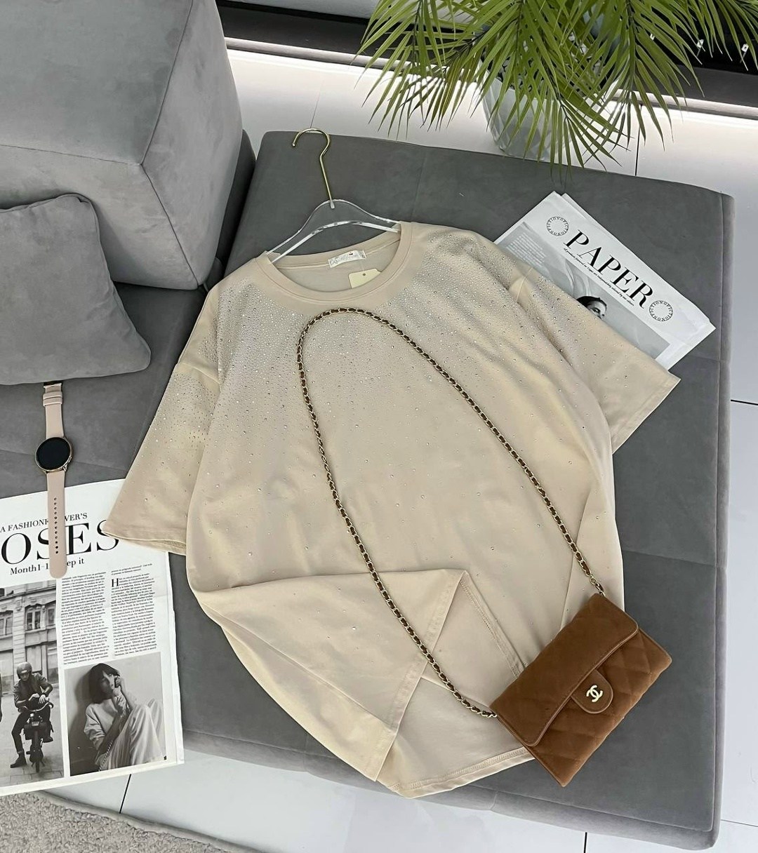 футболка оверсайз с эффектом омбре со стразами adelelove,футболка со стразами,женская футболка со стразами,футболка женская,футболка со стразами оверсайз shein collection 223267776