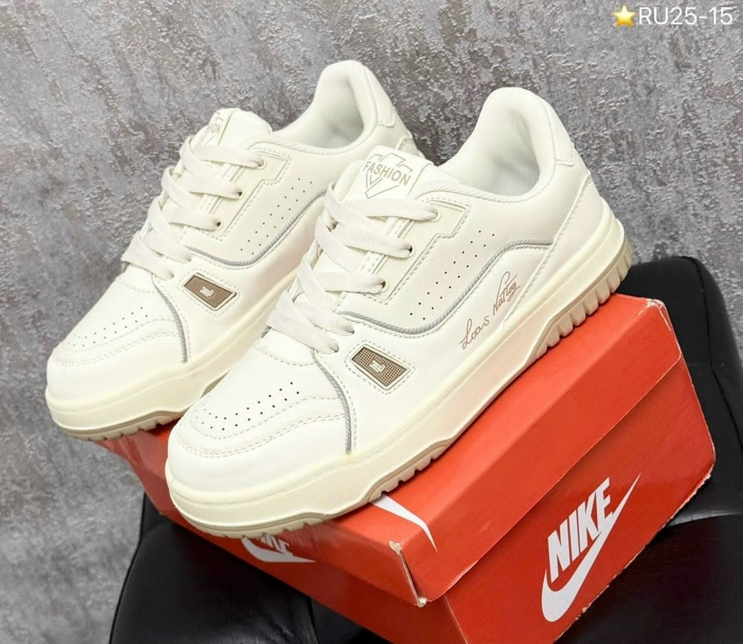 кроссовки gucci женские,кроссовки gucci,кроссовки гуччи женские бежевые,кроссовки гуччи,гуччи ран кроссовки