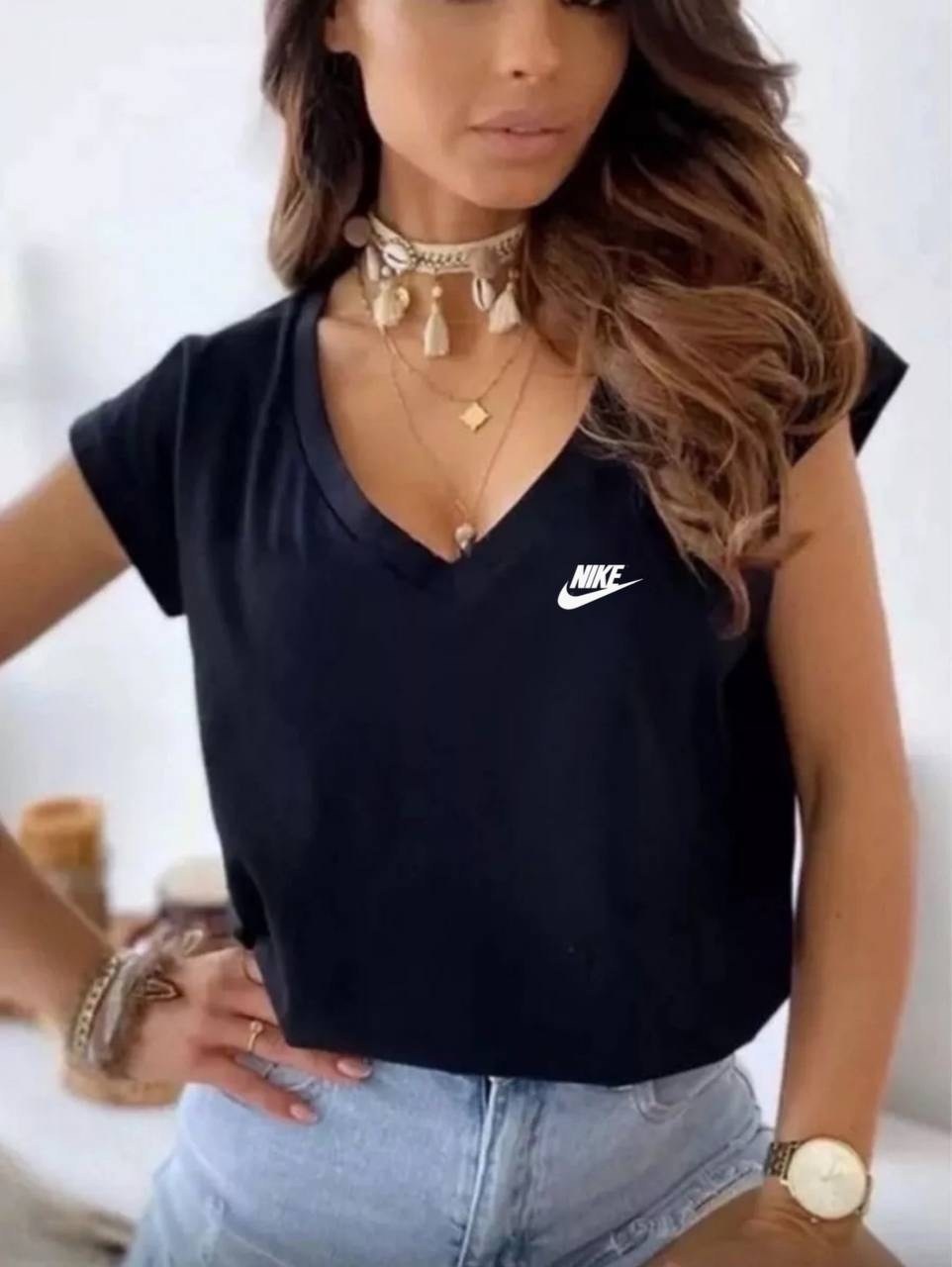 футболка женская,женская футболка белая,базовая футболка женская,топы и футболки,футболка с большим вырезом женская