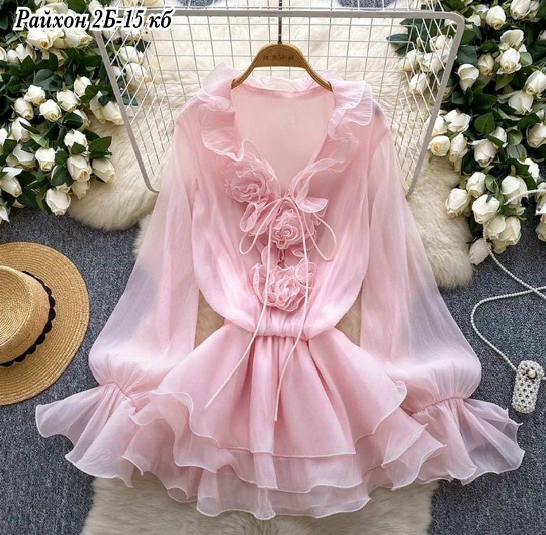 платье с рюшами,шифоновое платье с рюшами,платье с оборками,элегантная блузка,платье модное