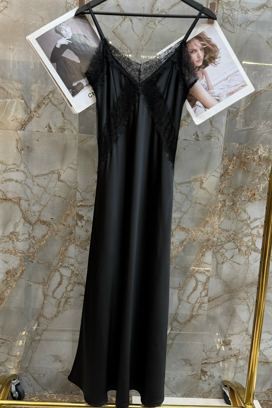 платье с кружевами,платье-комбинация,атласное платье,бельевой стиль кружево,ночная сорочка