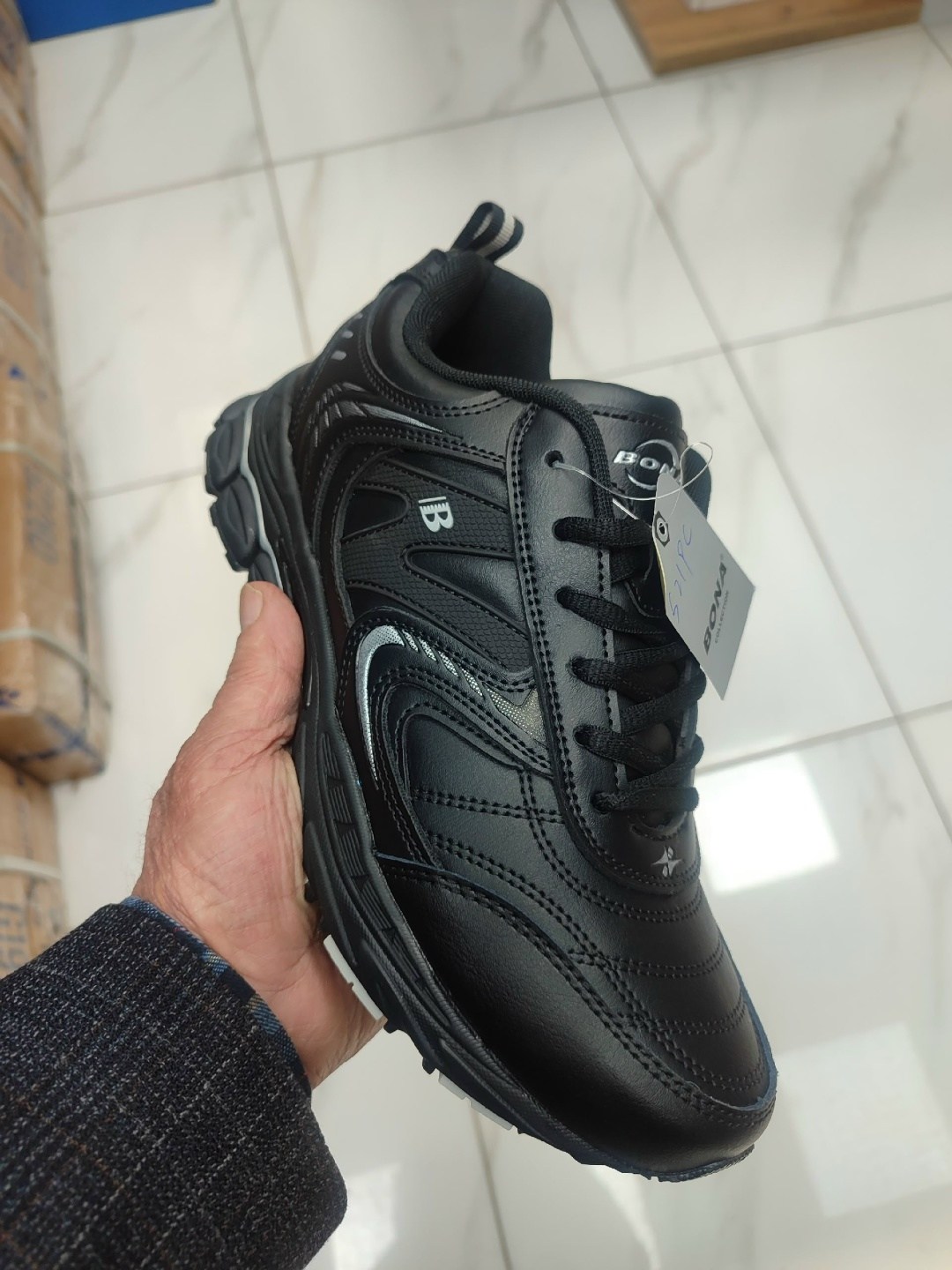 кроссовки bona,мужские кроссовки bona,кроссовки,кроссовки бона,фирменные кроссовки