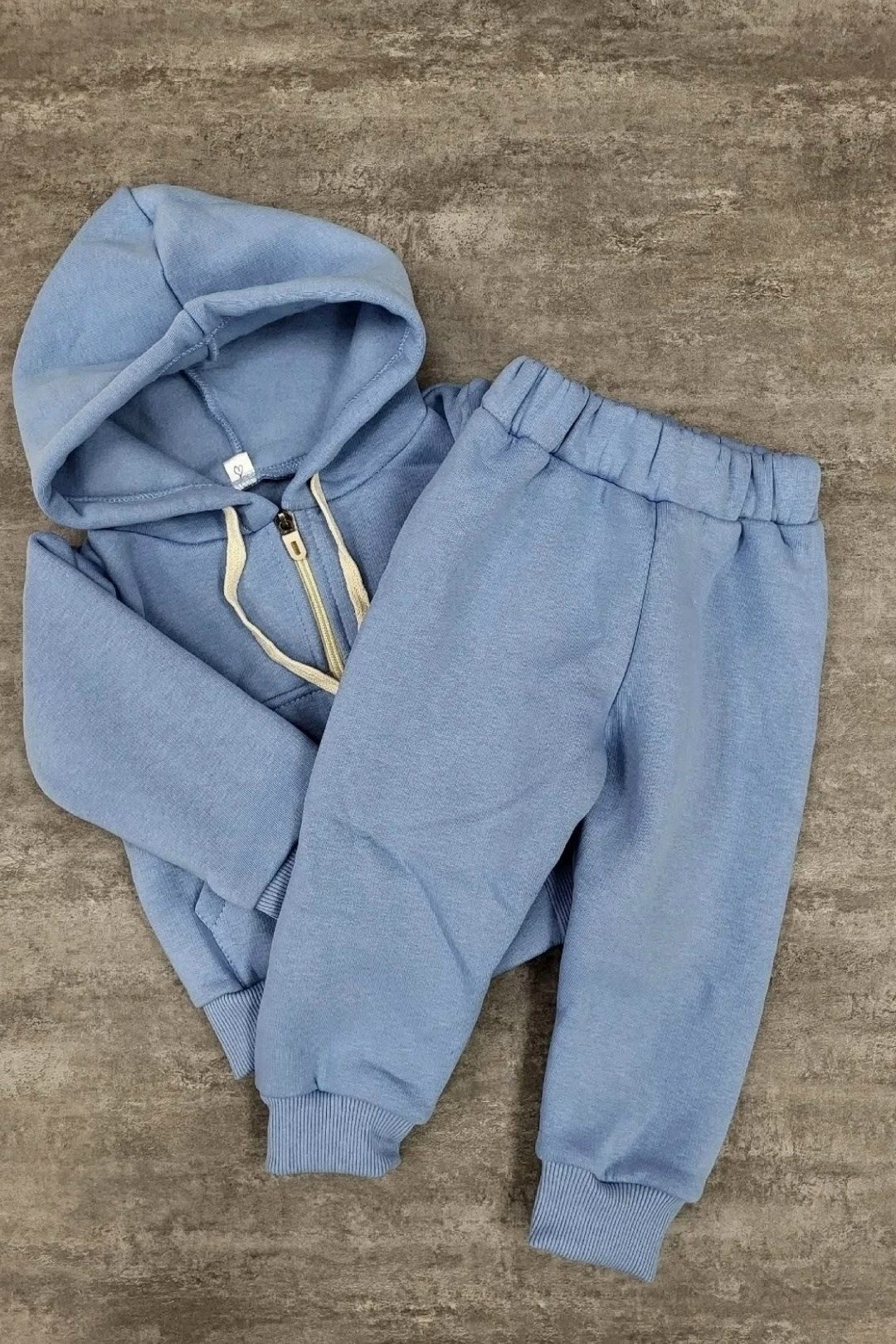 детский теплый спортивный костюм,спортивные костюмы на флисе,костюм на флисе,костюм зеленый,детский спортивный костюм на флисе