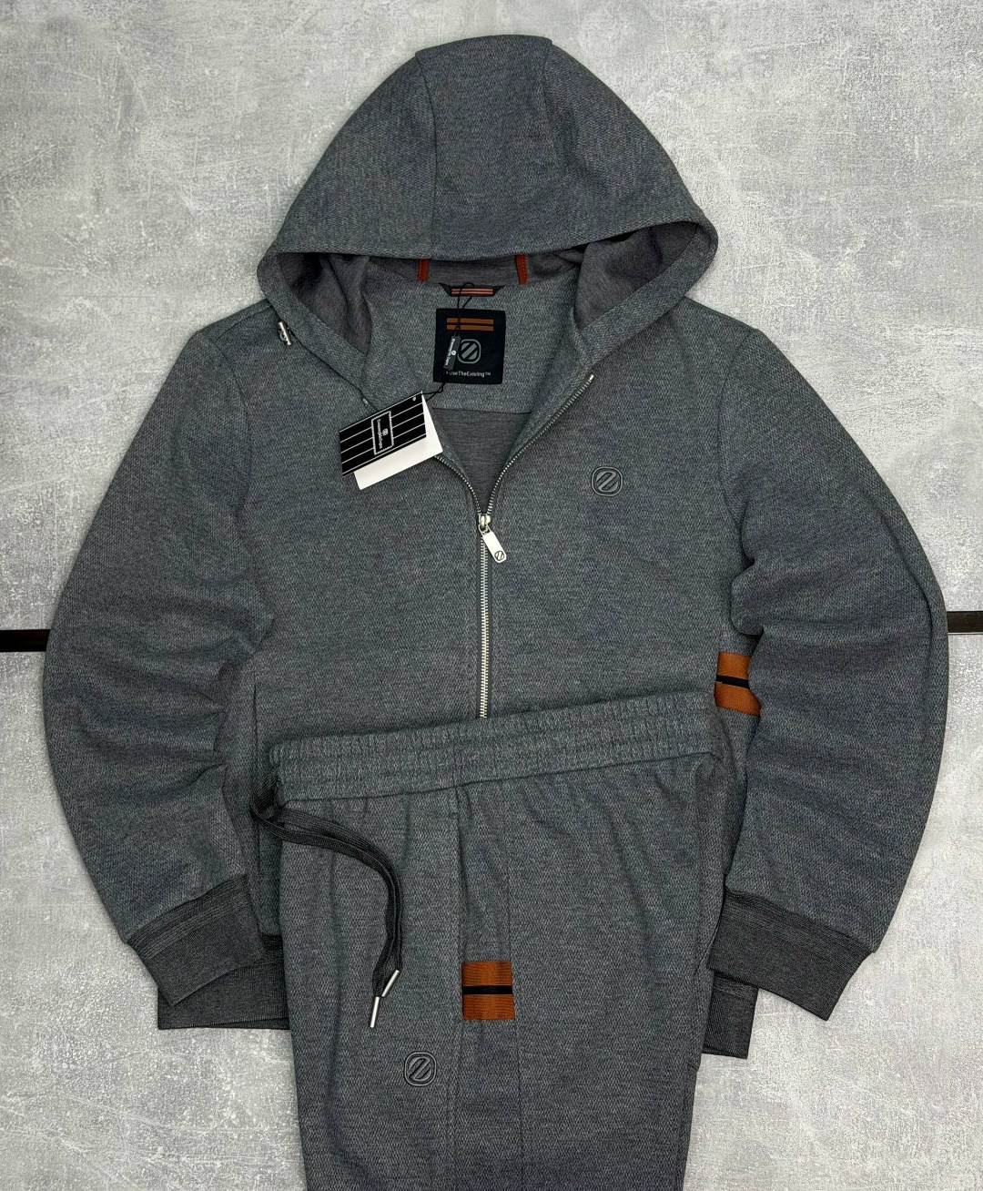 спортивный костюм brunello cucinelli,мужские толстовки,мужская толстовка с капюшоном,толстовка с капюшоном,костюм спортивный мужской