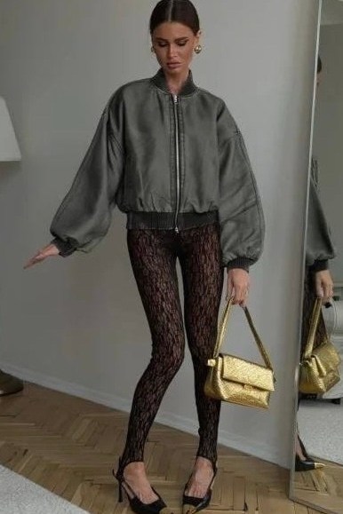 куртка-бомбер,кожаная куртка бомбер,куртка бомбер женская,кожаный бомбер оверсайз,куртка-бомбер женская демисезонная из искусственной кожи свободного покроя