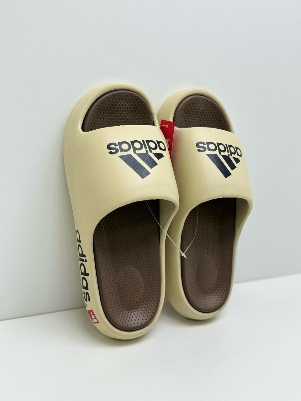 шлепанцы adidas,adidas сланцы,шлепки adidas,шлепанцы летние adidas,сланцы мужские adidas